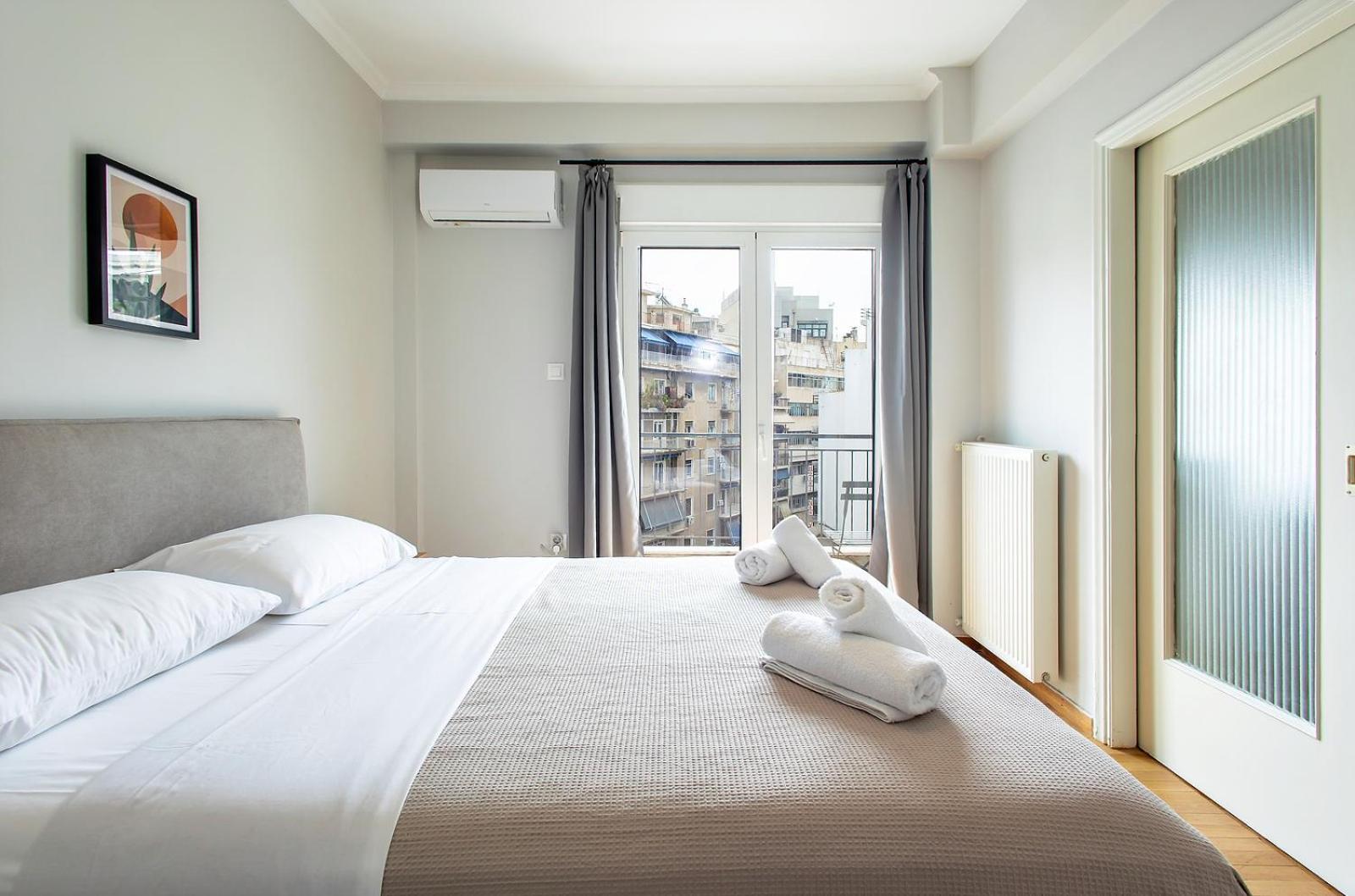 Aris123 By Smart Cozy Suites - Apartments In The Heart Of Athens - 5 Minutes From Metro - Available 24Hr Exterior foto